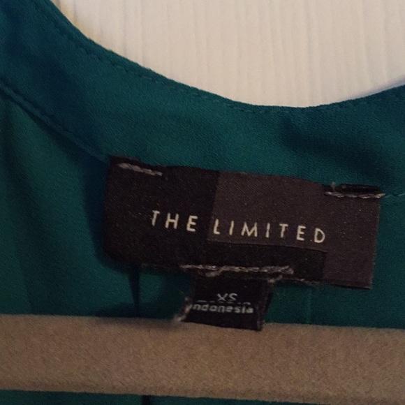 Long Sleeve Blouce - Picture 2 of 2